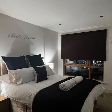 Leeds Clarence Dock 2 Bedroom Apt Экстерьер фото