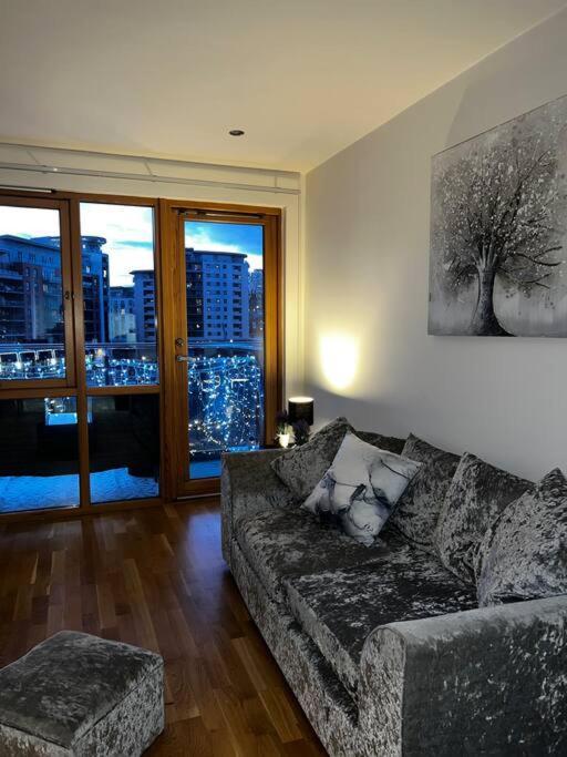 Leeds Clarence Dock 2 Bedroom Apt Экстерьер фото