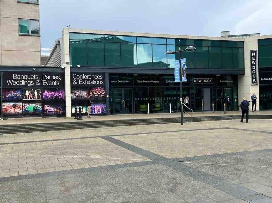 Leeds Clarence Dock 2 Bedroom Apt Экстерьер фото