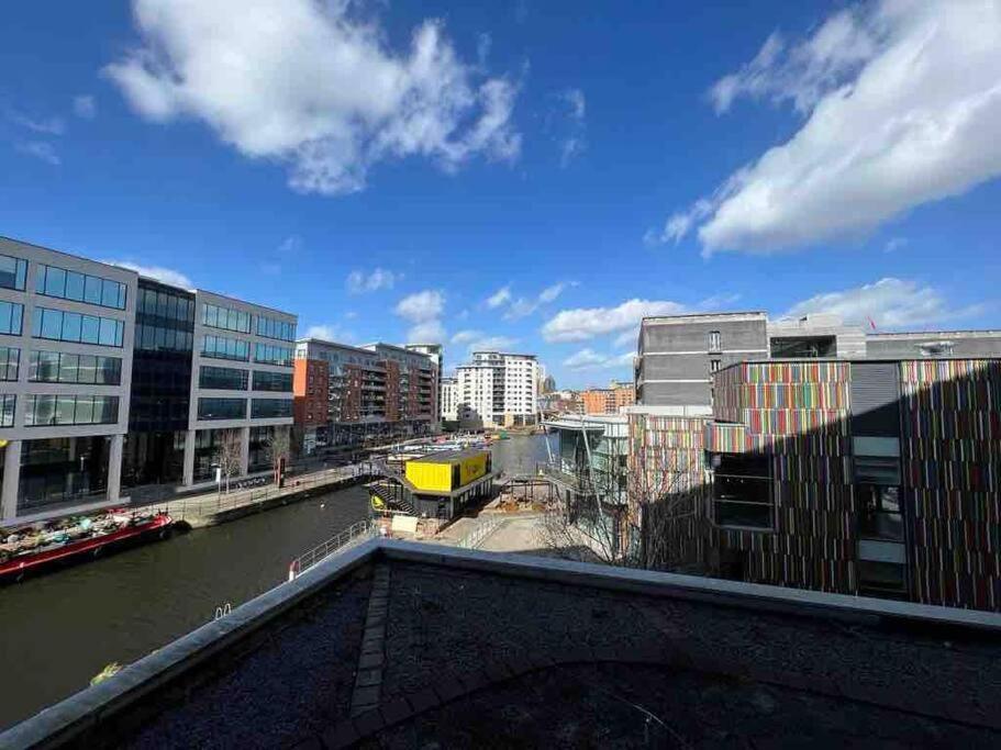 Leeds Clarence Dock 2 Bedroom Apt Экстерьер фото
